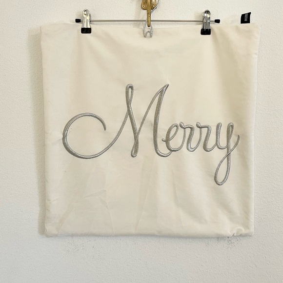 ‘Merry’ Christmas Holiday Velvet Pillow Cover 20”x20” - Picture 1 of 5